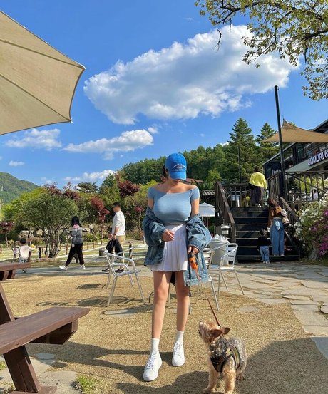 Tashay0ung nice actress galleries