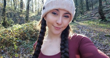 emilyhillfree porn model galleries