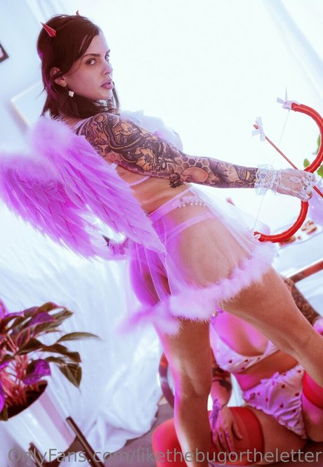 likethebugortheletter exclusive pornstar pics