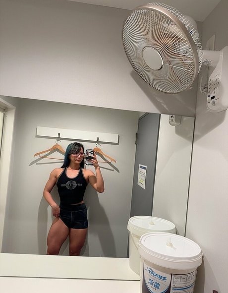 blackmagictanaka star adult picture