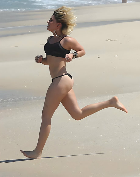 Bruna Linzmeyer nice star galleries