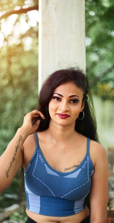 Sri Lanka model xxx pics