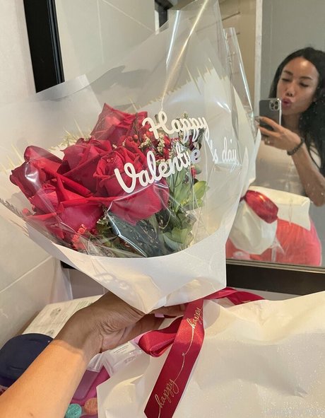 ladyboymos model exclusive pic