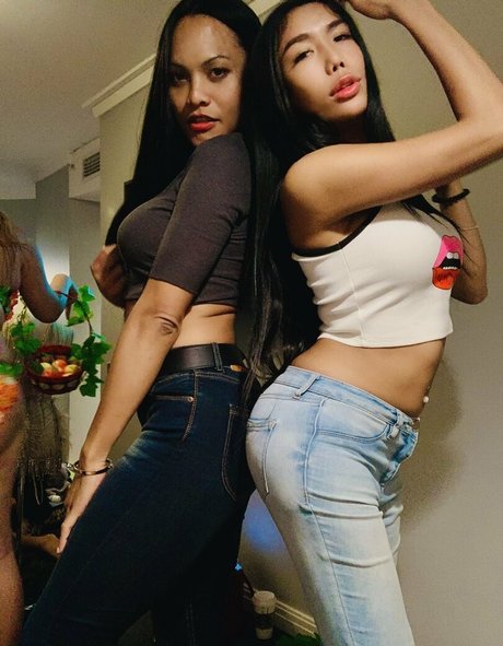 arab blowjob onlyfans hot pics