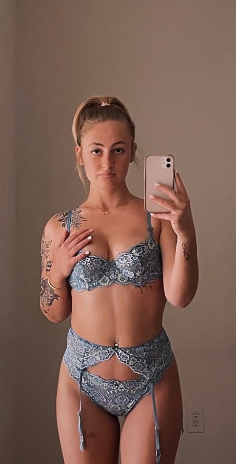 loveelivv model nice pics