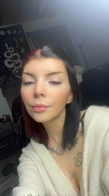 brexxo star nudes photos