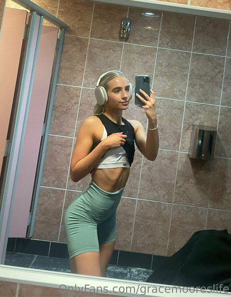 spy onlyfans hd pics