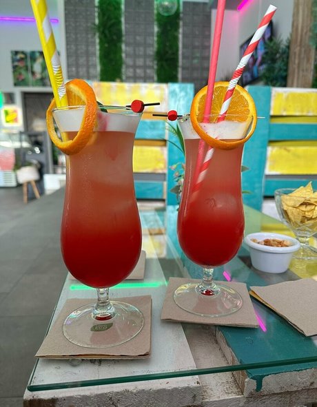 blonde shemale onlyfans free naked photos