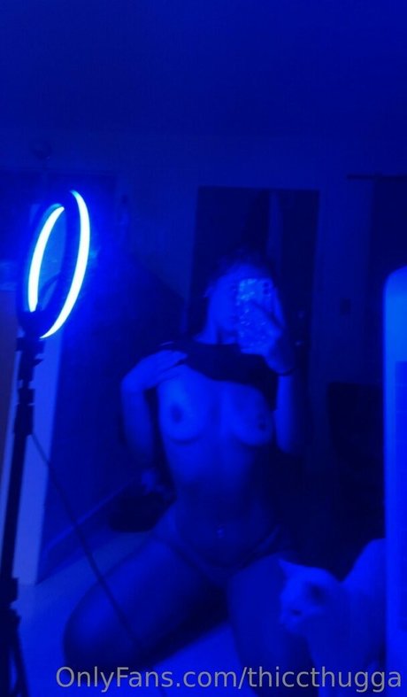 Thiccthugga high quality pornstar pictures