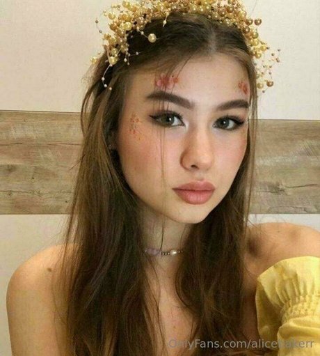 alicebakerr star top images