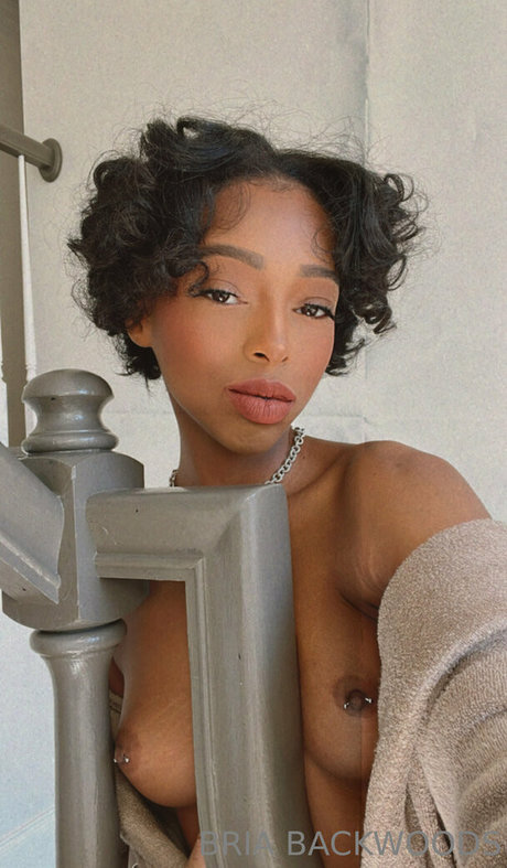 Briabackwoods free pornstar images
