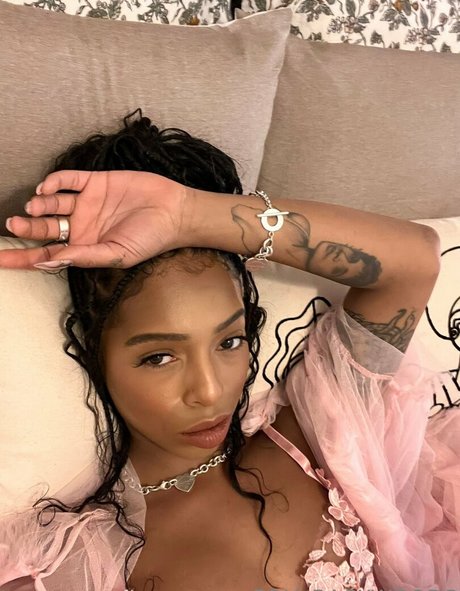 Briabackwoods pornstar xxx pic