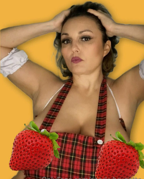 curvy latina onlyfans art nude picture