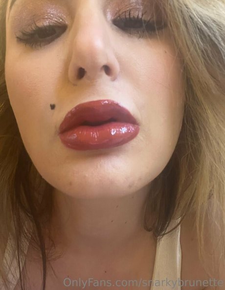 snarkybrunette naked star pics