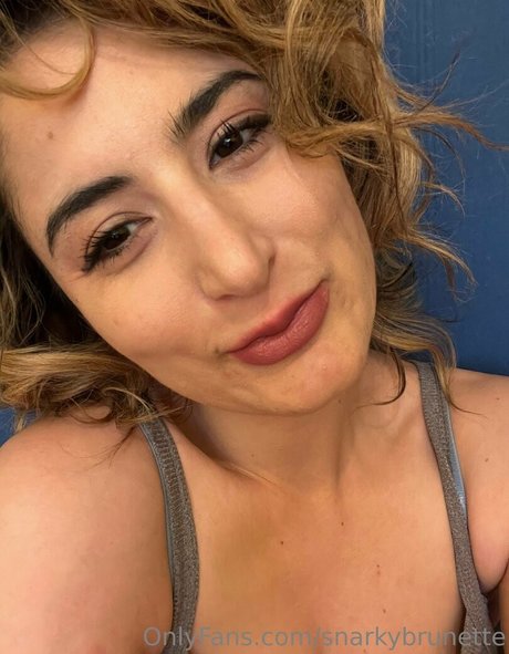 snarkybrunette nude star images