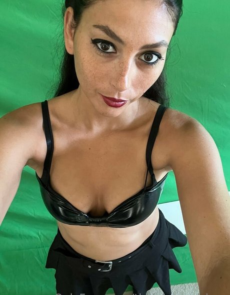 thelolapearlshow hd pornstar images