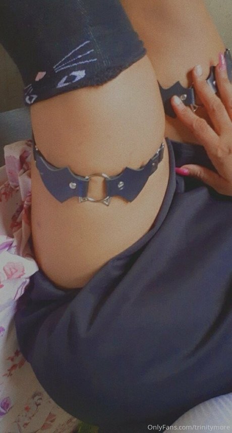 sinwithkim pornstar nude pictures