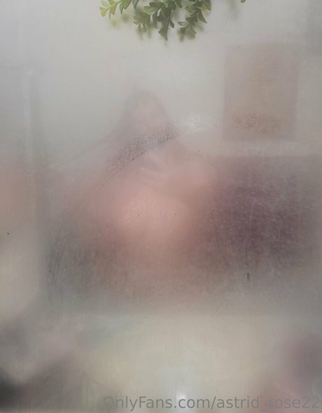 astrid rose22 nude pornstar pictures