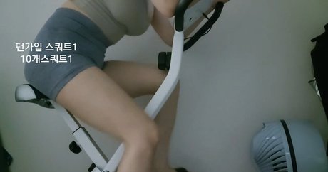 Min E hot actress pic