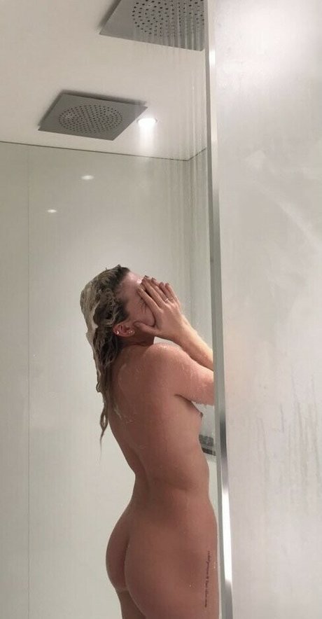 Louisa Johnson star erotic picture