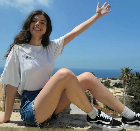 Chloe Lockley xxx pornstar archive