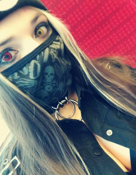 Kiwo erotic actress photo