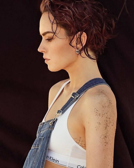 Daisy Ridley best model photos