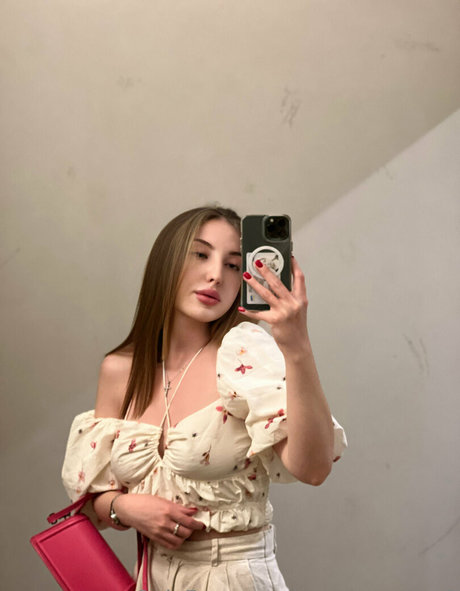 big natural tits onlyfans erotic photo