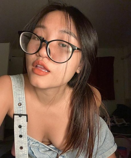 Thanyanan__Bow adult star img