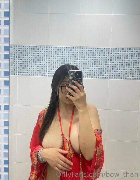 Thanyanan__Bow adult star gallery