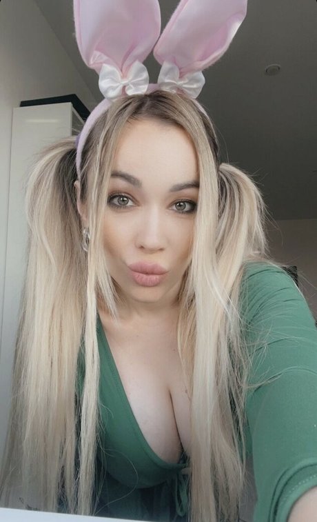 Anna Kostenko star hot archive