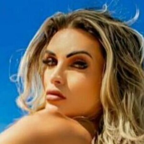 kira naughty pretty actress pic