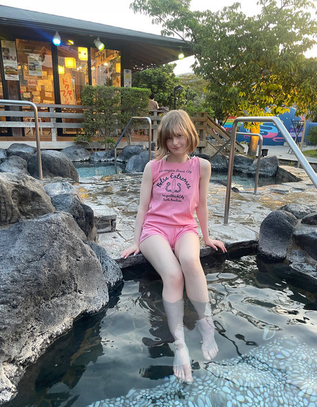 Ella Freya hot model pics