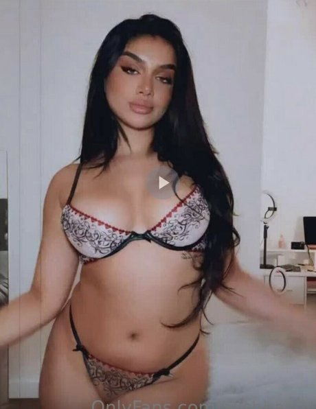 Alishbasheikh beautiful star archive