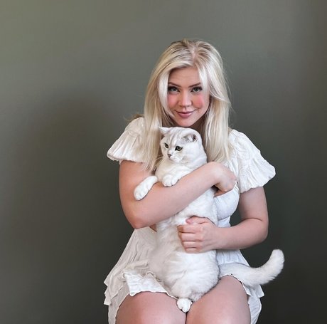 blonde midget onlyfans hot naked img