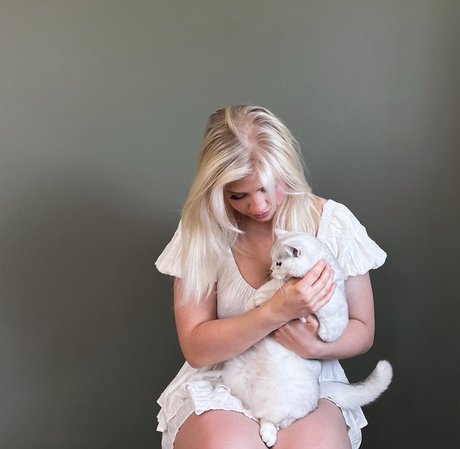 Majijej model hd galleries