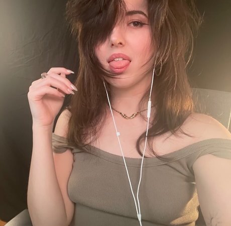 Slight Sounds ASMR pretty model image