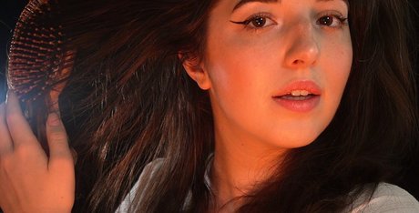 Slight Sounds ASMR top pornstar photo