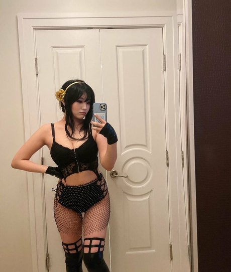 Aikuros high quality pornstar gallery