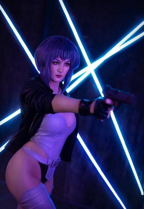 Alice Inferno star beautiful image