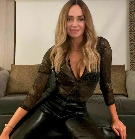 Vanessa Angel nude star picture