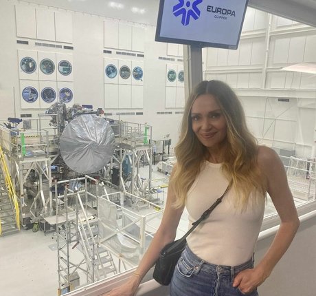 Vanessa Angel free actress photo