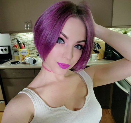 AuroraStarr free model photo