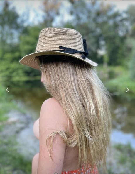 popular onlyfans porn image