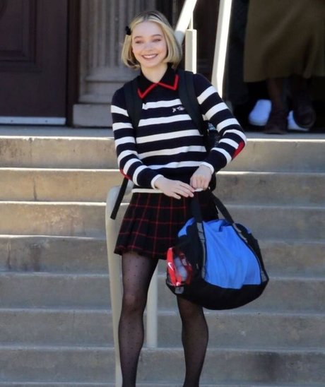 Emma Myers pretty model img