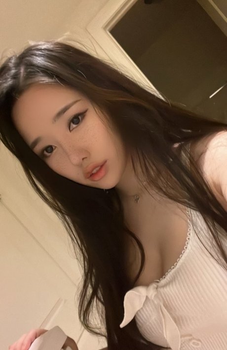 beautiful japanese onlyfans free gallery