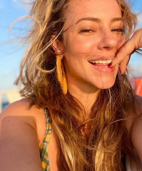 shemale handjob onlyfans hot sex pics