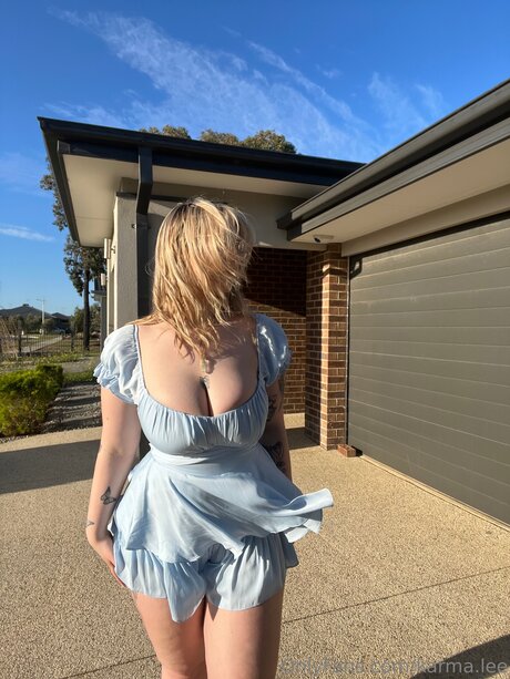 Karma Lee model erotic img