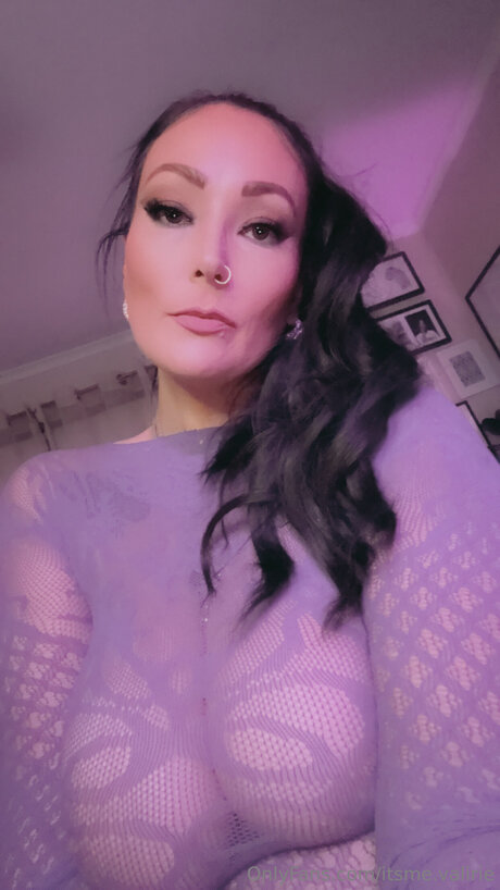 Itsme Valirie model naked img