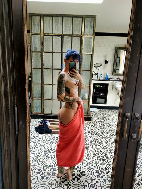 Discordia Suicide pornstar erotic pictures